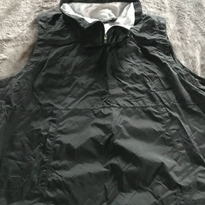 Sleeveless Windbreaker